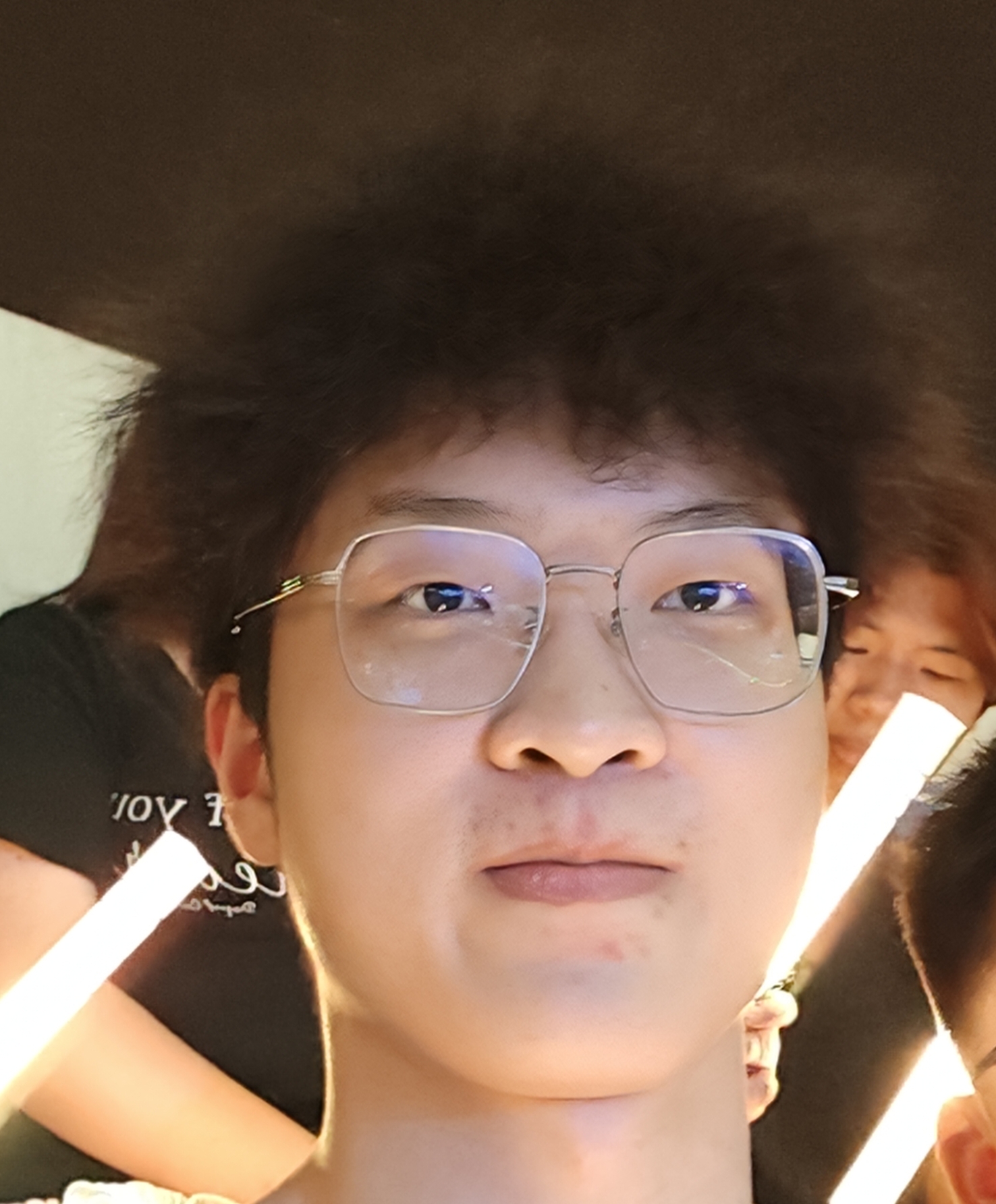 秦振涵